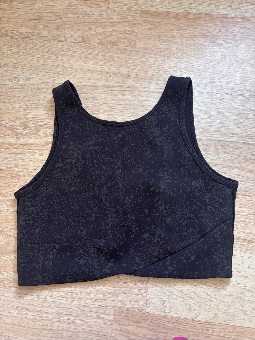 Lululemon Energetic Edge Cropped Tank
Black